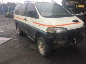 Mitsubishi Delica PD8W