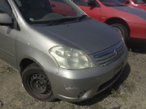 Toyota Raum NCZ20 2003-2011
