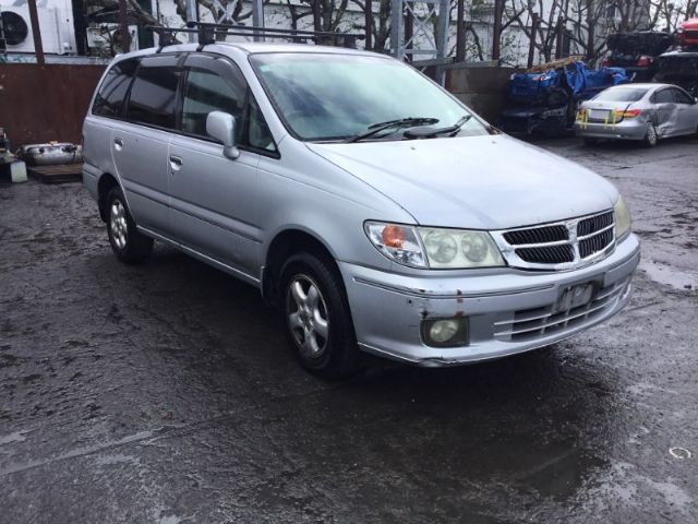 Nissan Presage U30 1998-2003