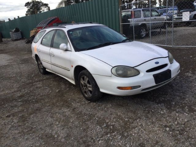 Ford Taurus DN 1996 - 1998
