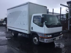 Mitsubishi Canter FE4