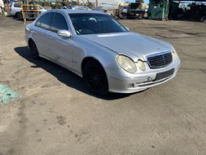 Mercedes-Benz 280 280E