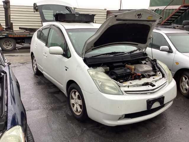 Toyota Prius NHW20 10/03-06/09
