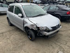 Mazda Demio DY 2002-2007