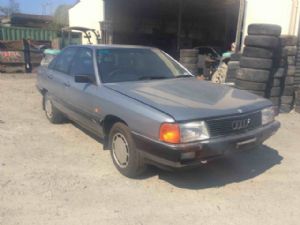 Audi 100 5E
