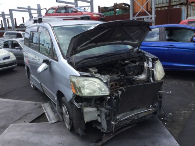 Toyota Noah/Voxy R60 2001-2007