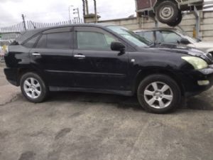 Toyota Harrier ACU30