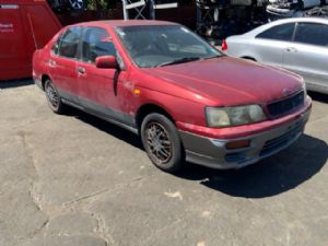 Nissan Bluebird U14 SSS 1996-1998