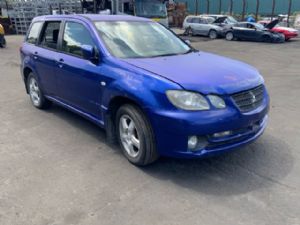 Mitsubishi Airtrek CU2W