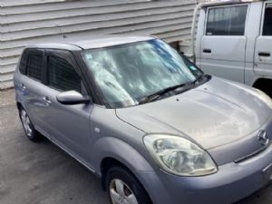 Mazda Verisa DC 2WD 01/04 on