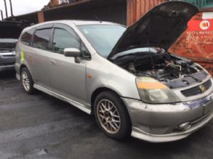 Honda Stream RN1 2001-2006