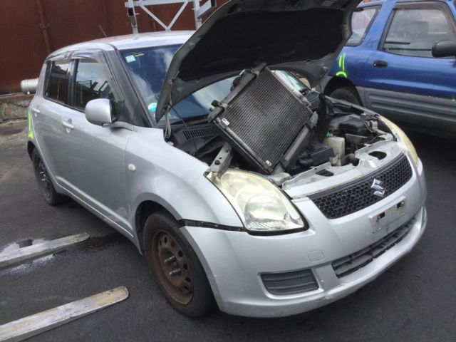 Suzuki Swift ZC71S 2004-2010