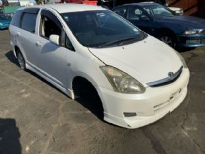 Toyota Wish ZNE10G 2003-2009