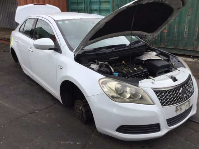 Suzuki Kizashi SE 2010-2016