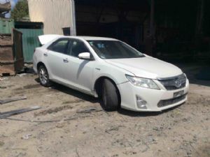 Toyota Camry AVV50
