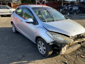 Mazda Demio DB