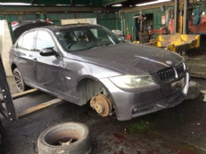 BMW 3 Series  325I E90