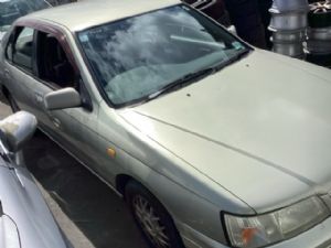 Nissan Bluebird U14 1996-1998