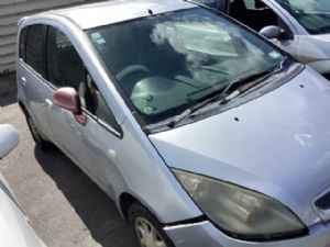 Mitsubishi Colt Z25A