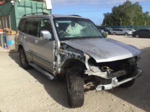 Mitsubishi Pajero V75W