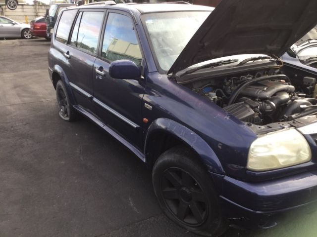 Suzuki Grand Vitara JB416