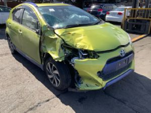 Toyota Aqua NHP10 2015-2017