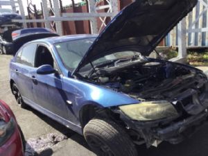 BMW 3 Series  325I E90