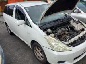 Toyota Wish ANE10 2003-2009