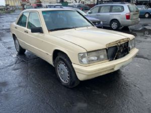 Mercedes-Benz 190E 190E