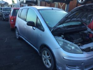 Mitsubishi Colt Z25A