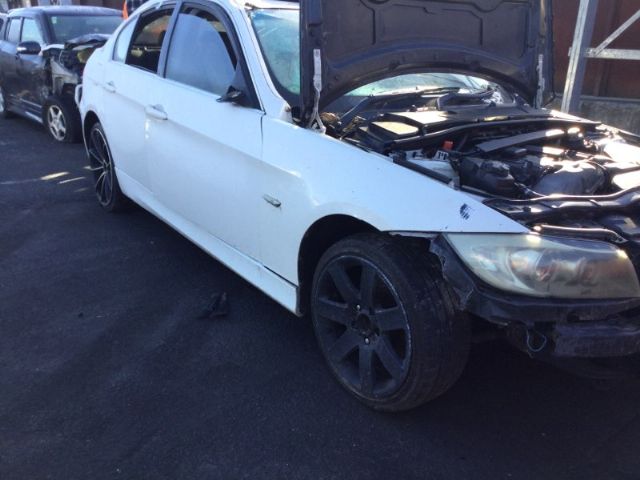 BMW 3 Series  323I E90