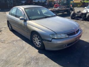 Holden Commodore VX 09/00-09/02