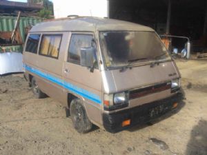 Mitsubishi Delica L0