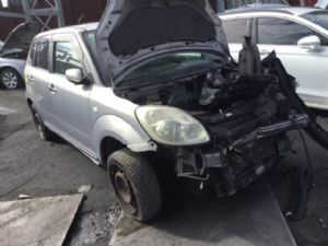 Mazda Verisa DC 2WD 01/04 on