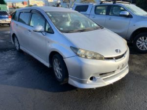 Toyota Wish ZGE20