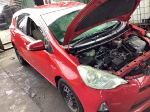 Toyota Aqua NHP10 2011-2015