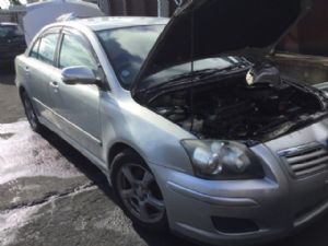 Toyota Avensis AZT250