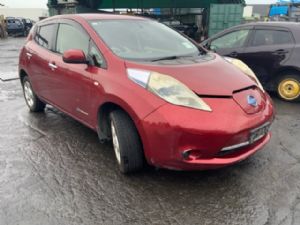 Nissan Leaf ZE0 2011-2016