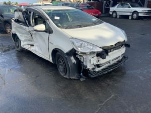 Toyota Aqua NHP10 2015-2017