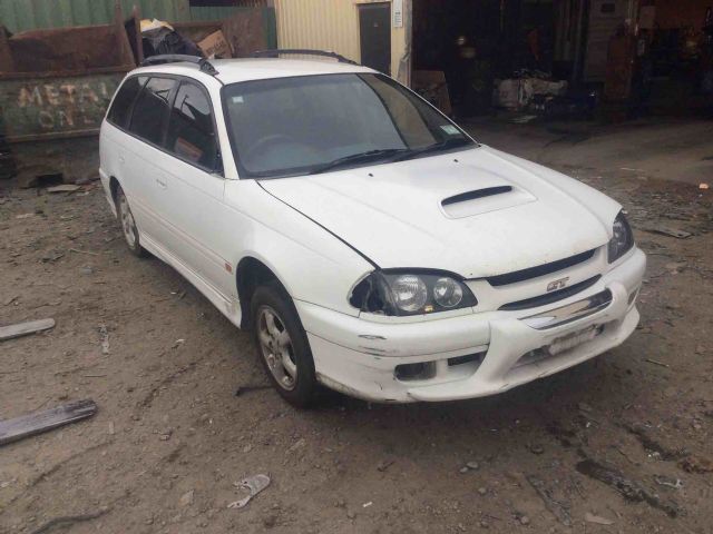 Toyota Caldina ST215