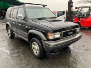 Isuzu Bighorn UBS25