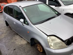 Honda Stream RN3 2001-2006