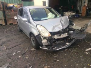 Nissan Note E11 2005-2008