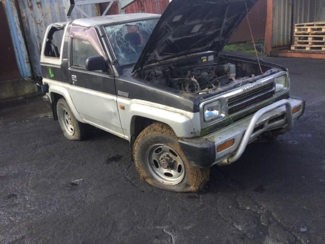Daihatsu Rocky - Rugger F300 4WD