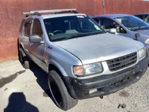 Isuzu Wizard UES73