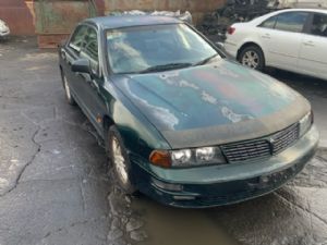 Mitsubishi Diamante KH