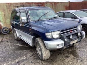 Mitsubishi Pajero V45W