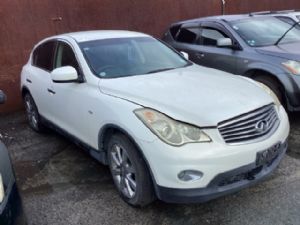 Nissan Infiniti FX37
