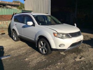 Mitsubishi Outlander CW5W 2006-2012