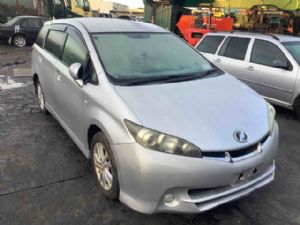 Toyota Wish AE10 2003-2009